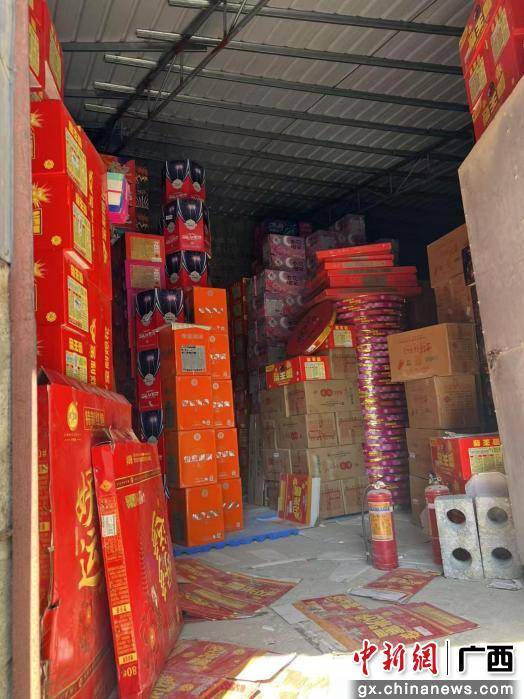 廣西開展聯合行動 嚴打煙花爆竹“產銷燃”違法行為