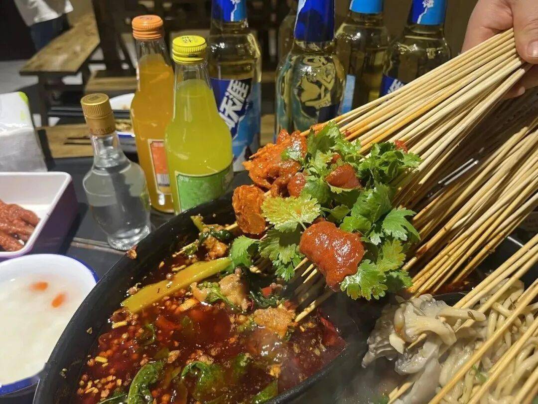 聆聽邛崍丨徒步天台山，解鎖山野美食