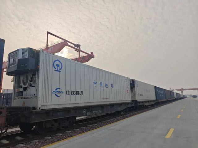 河南大蒜班列首發東盟！“陸港+鐵路”打通跨境生鮮通道