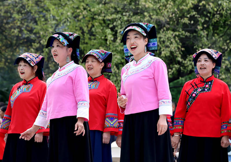 2025影像盤點 | 追逐光影 留住鄉愁——攝影師 李詩素