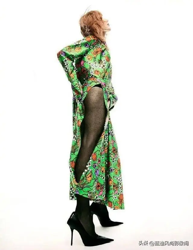 原創佩姨：Balenciaga 加持，用一生詮釋 “不被定義的女性力量”