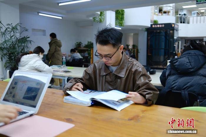 越南留學生“明日”：把中國的煙火氣“譯”回家鄉