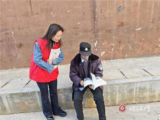 清水社羣開展“書香漂流潤民心 共享閱讀暖社羣”圖書漂流活動