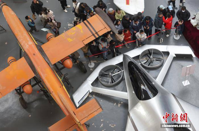 民眾走進南京航空航天大學體驗夢想與科技交匯之旅