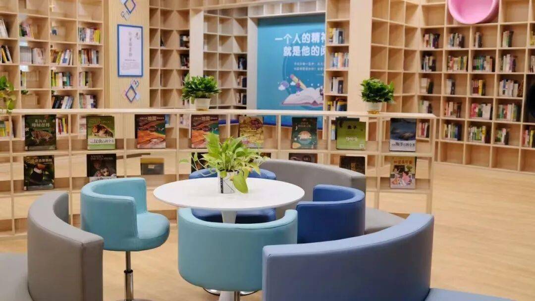 福建廈門：把學校建在圖書館——記福建省廈門市新教育學校“把學校建在圖書館”閱讀生態建設