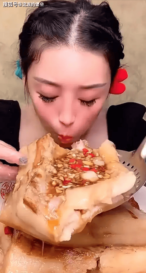 原創“最油膩”的5大“吃播”美食，看得都“膩”了，但是卻感覺好吃