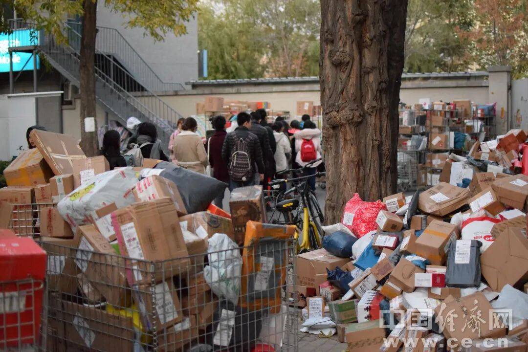 春節快遞停運？多家公司回應