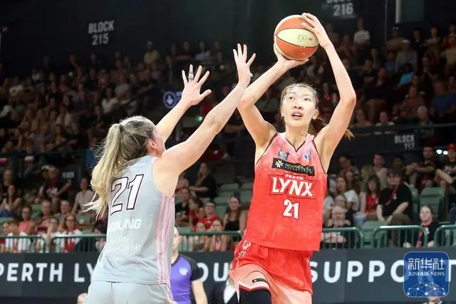 澳大利亞女籃聯賽：珀斯山貓勝悉尼大學火焰隊