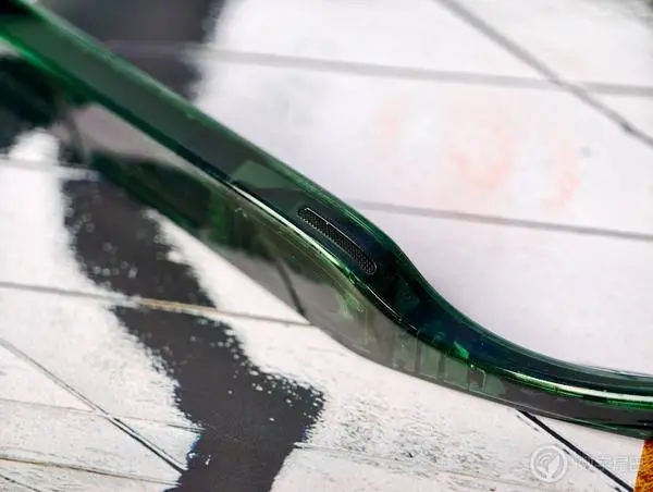 小米 AI 眼鏡：小愛同學的最佳容器