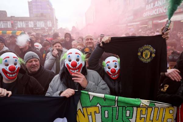 “英國已被移民殖民了”，曼聯老闆激怒斯塔默