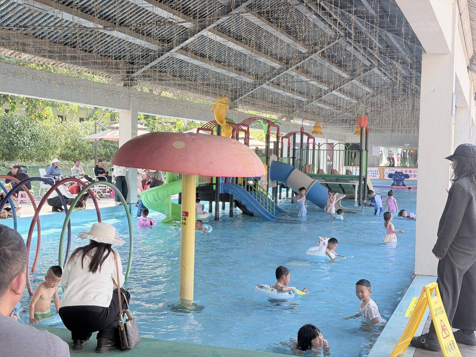 保山昌寧：馬年新春暖泉迎客，溫泉旅遊熱力十足