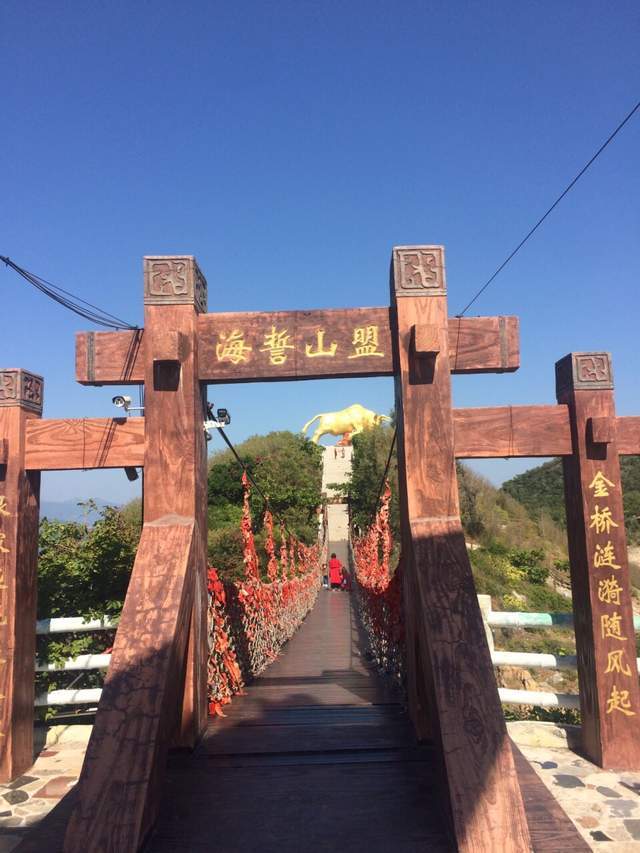 假期帶家人旅遊，海南三亞西島超值得！