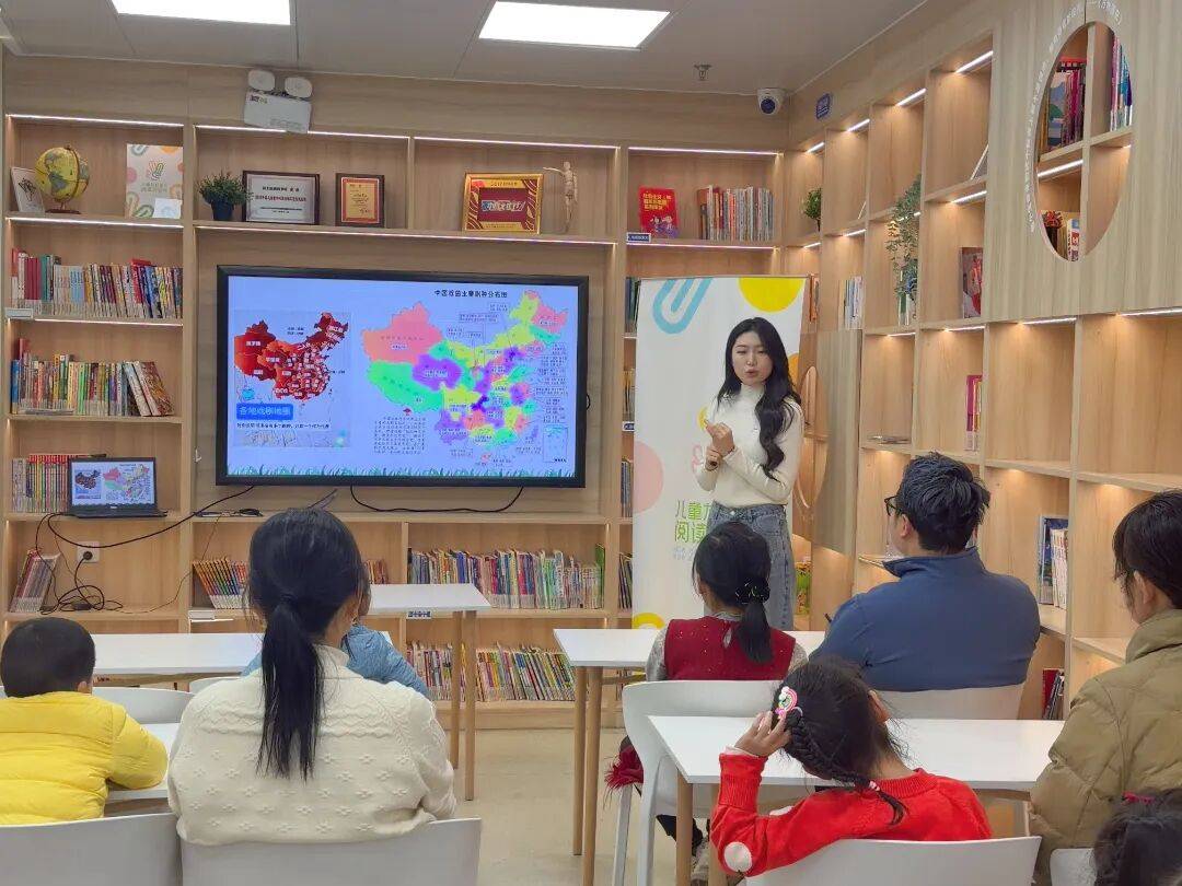 嗒嗒嗒，嗒嗒嗒！這個圖書館為何傳出了快板聲？