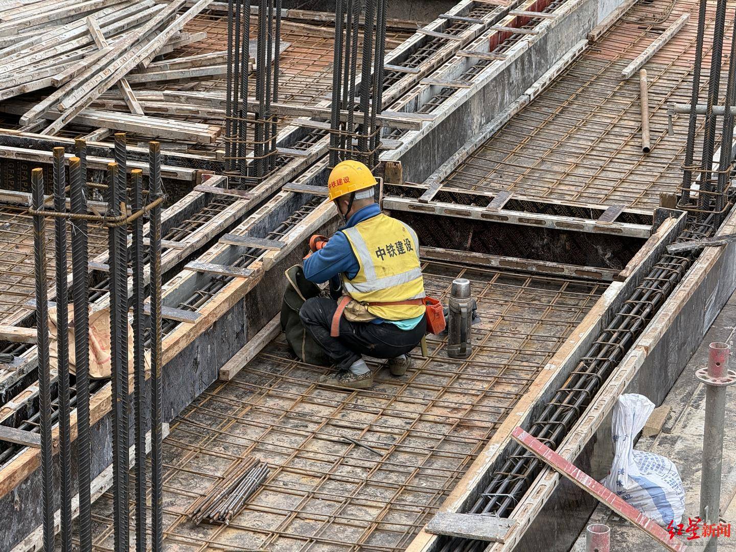 建設加速！成都十陵南站整體施工已進入裝修階段