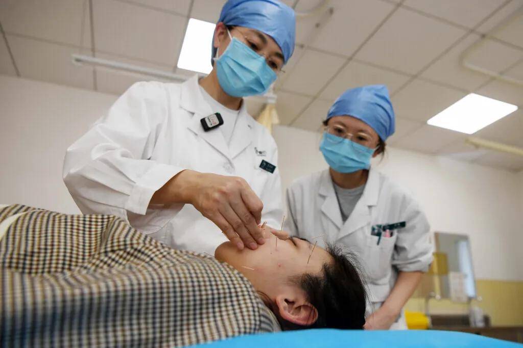 健康時報 | 注重溫和自然 調理由內而外——中醫美容逐漸“出圈”