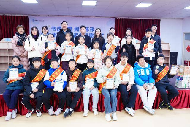 一本圖書，一份愛心；一個書角，一片星空！肖莊小學書香氤氳