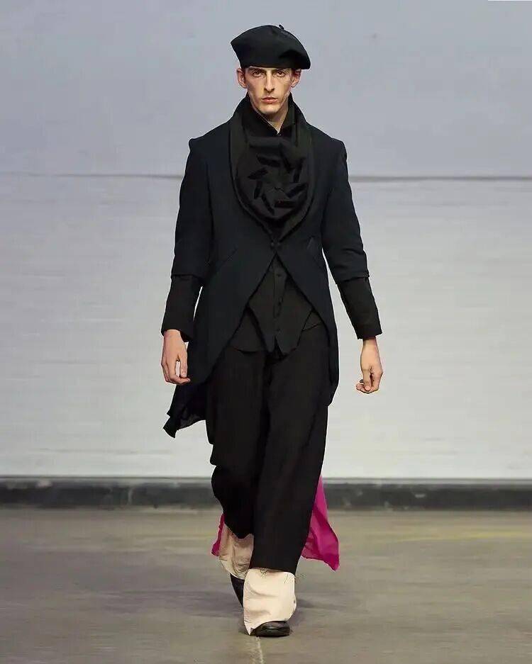 服裝畢業設計釋出 | 2026中央聖馬丁藝術與設計學院-研究生服裝畢業秀！