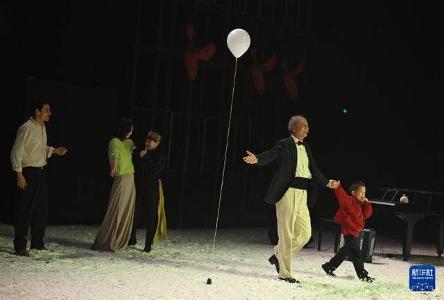 中法合作音樂戲劇《小王子》在南寧上演