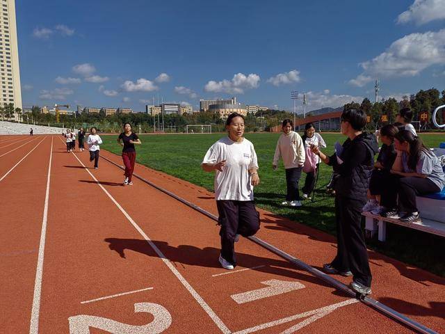 記者手記：拯救“脆皮大學生”的三所高校為啥都火了？