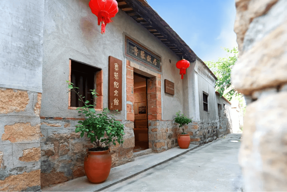 別再去人擠人的景區了！廈門這個寶藏地才是春天的正確開啟方式！古風拍照+親子農耕+知青懷舊，趕緊收藏！