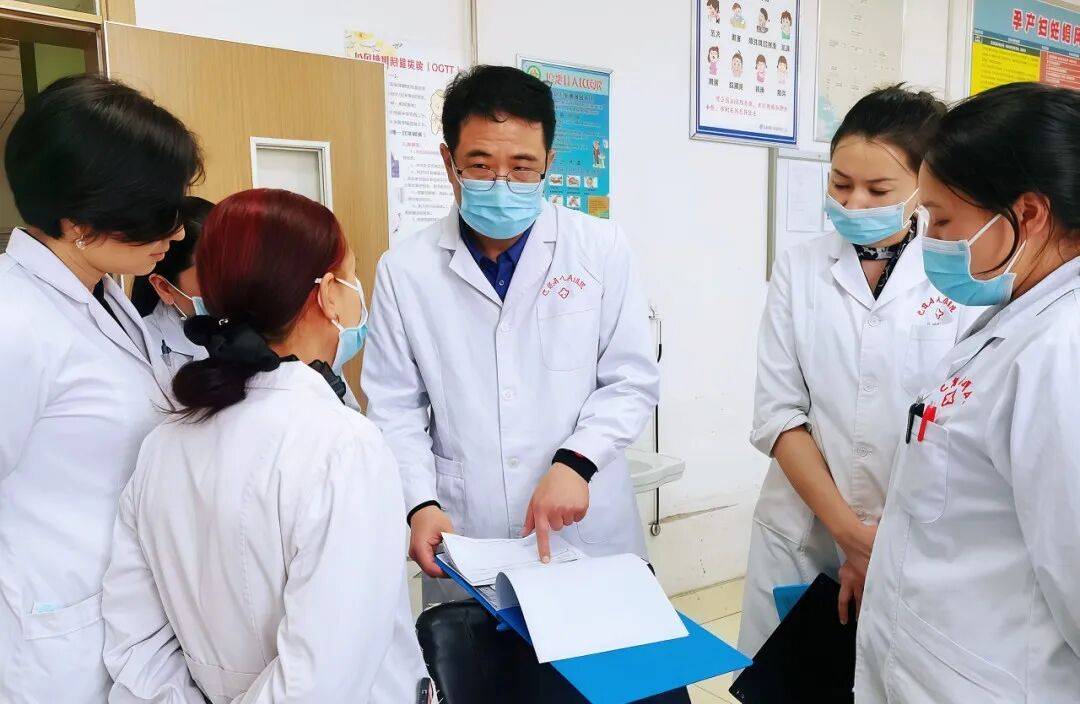 援疆印記丨胡昌東：跨越萬里，為邊疆女性撐起生命的尊嚴