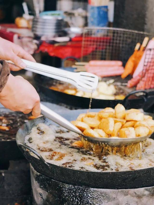 比大理浪漫！比昆明更近！高鐵直達陽光小城，2萬株藍花楹美瘋！觀海登山，美食吃到爽！