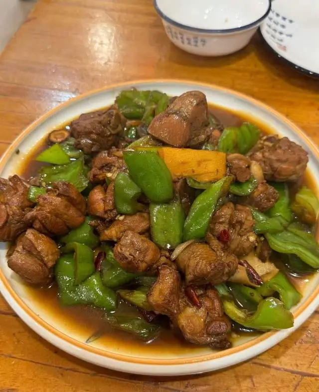 泉城濟南美食，這家人氣小店，值得打卡！