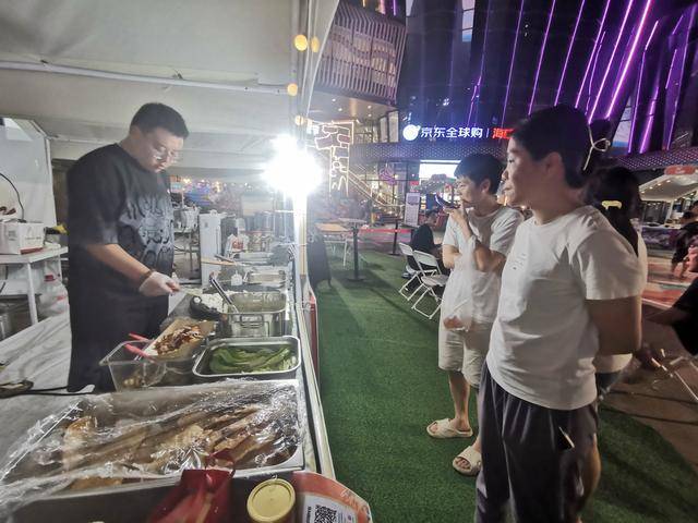 地道京味兒香飄海南！北京老字號亮相第六屆消博會美食節