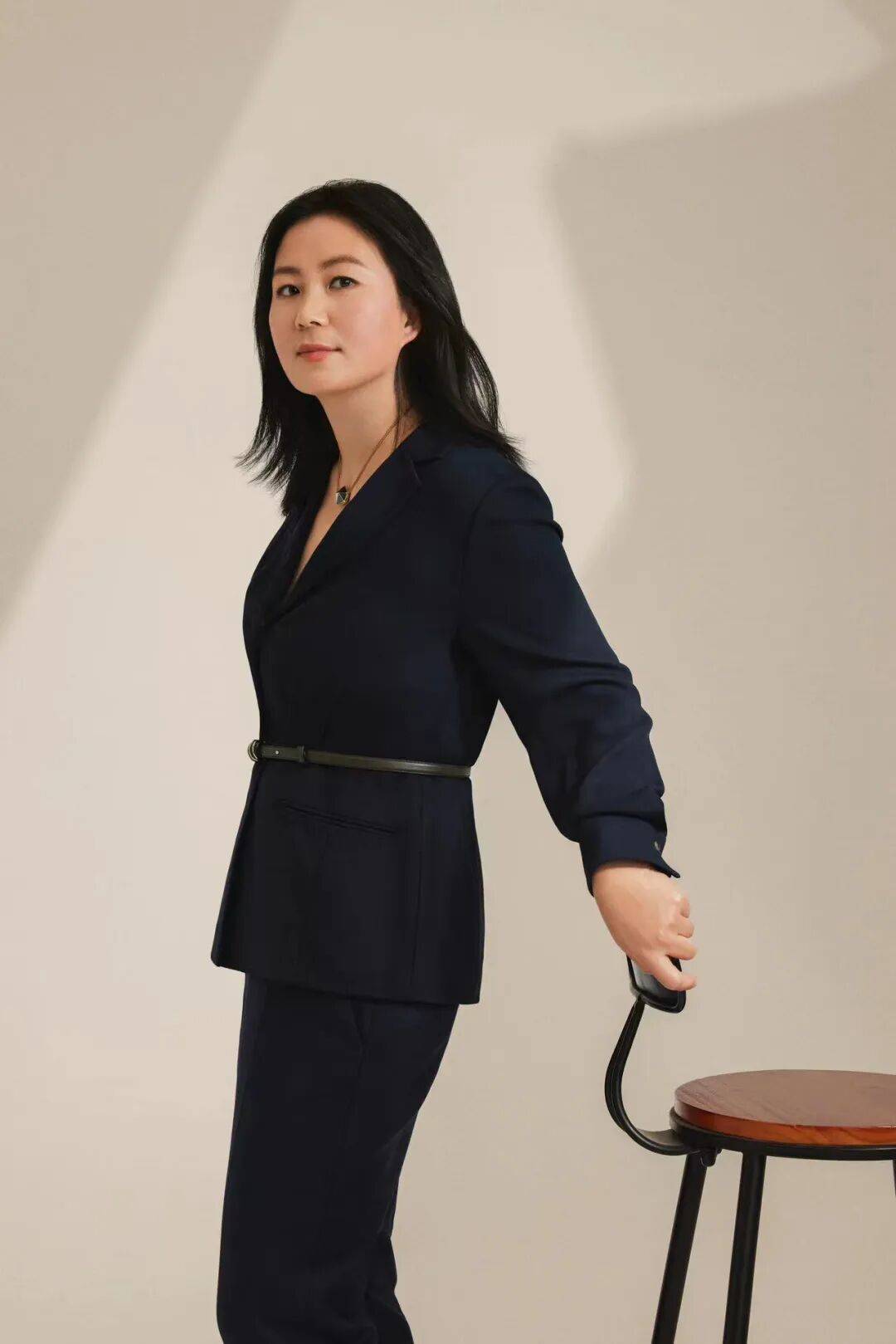 陳英：未來的文學會更加重視“體驗”和“認識”｜刀鋒圖書獎推委2025閱讀圖景