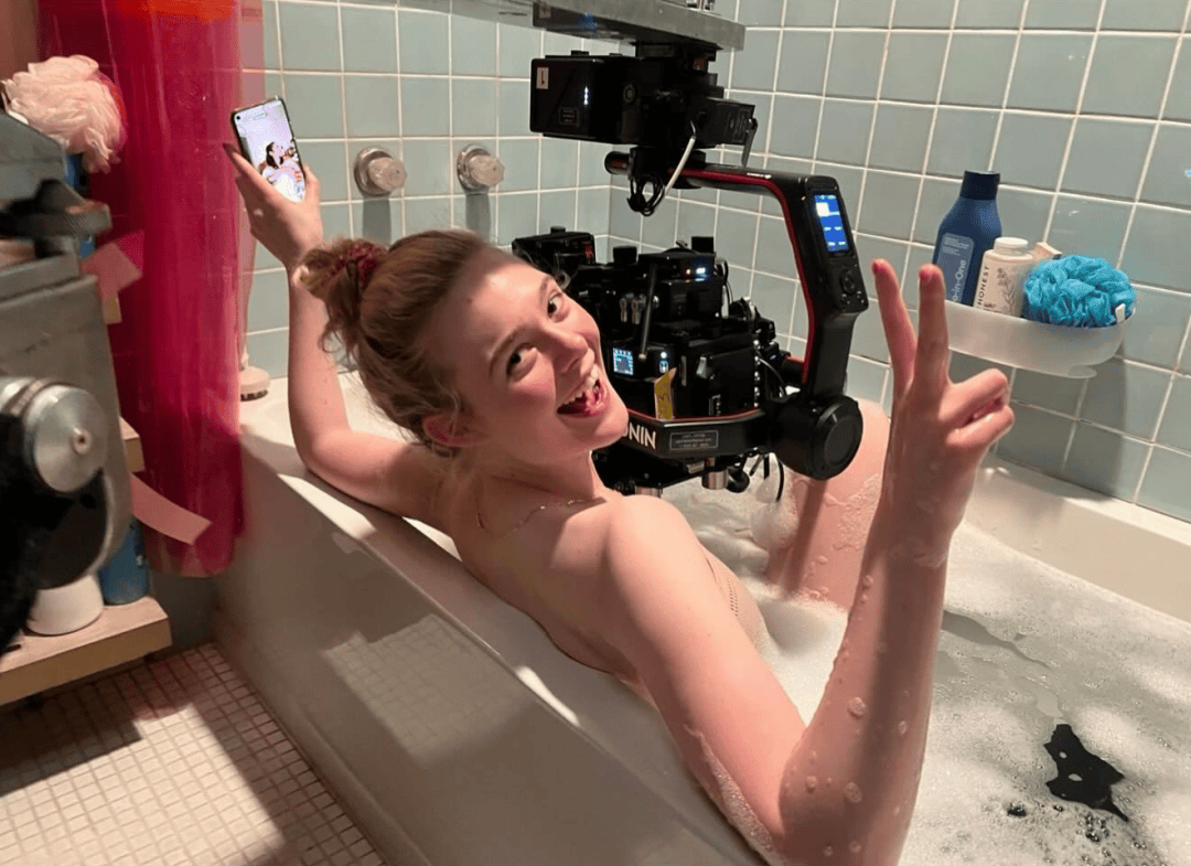 27歲奉獻最大尺度表演，堪稱今年最痛快的女性蛻變